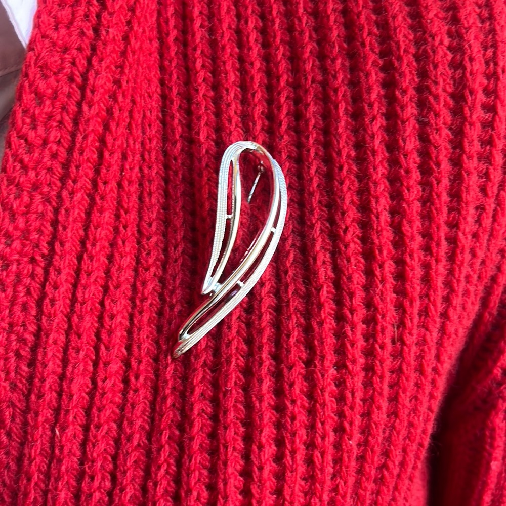 Sarah Coventry Silver Vintage Brooch